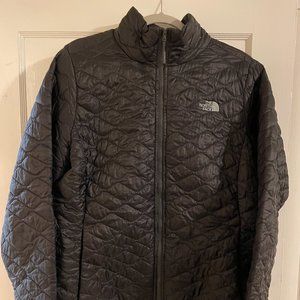 North Face Quilted Winter Jacket, Black/Gray, XL